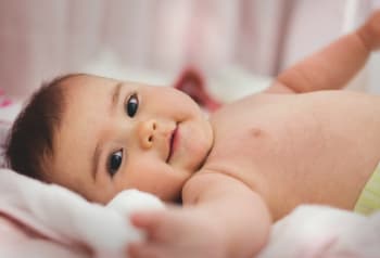 Cara Merawat Tali Pusat Bayi Agar Terhindar dari Infeksi