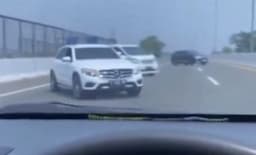 Viral Mobil Mewah Putar Balik di Tol Desari, Polisi Pastikan Pengemudi Dijerat Pasal Lalu Lintas