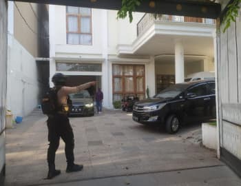 KPK Geledah 2 Rumah Pribadi Mentan Syahrul Yasin Limpo di Makassar