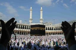 Mulai Hari Ini, Jemaah Haji Indonesia Bergeser dari Madinah ke Mekkah