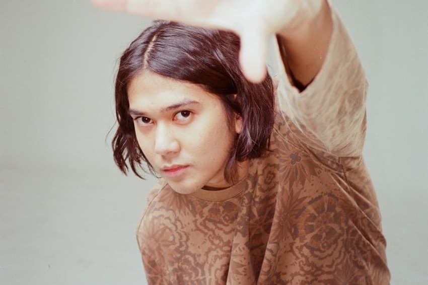 Nyanyi Lagu Justin Bieber Pakai Syal Bendera Palestina, Iqbaal Ramadhan Minta Maaf Nyanyi Lagu Justin Bieber Pakai Syal Bendera Palestina, Iqbaal Ramadhan Minta Maaf