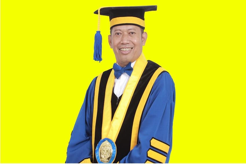 Profil Suharnomo, Rektor Undip yang Ditunjuk Jadi Panelis Debat Cawapres Profil Suharnomo, Rektor Undip yang Ditunjuk Jadi Panelis Debat Cawapres