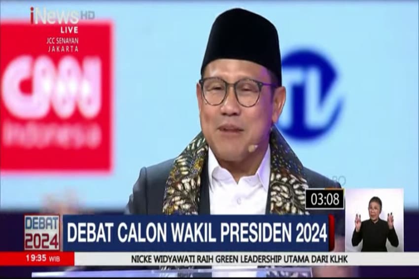 Cak Imin Kenalkan Slepet Kain Sarung saat Debat Cawapres 2024, Ini Maksudnya Cak Imin Kenalkan Slepet Kain Sarung saat Debat Cawapres 2024, Ini Maksudnya