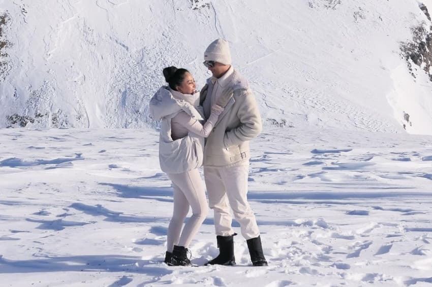 Liburan ke Swiss, Rachel Vennya Pamer Foto Mesra Bareng Salim Nauderer Liburan ke Swiss, Rachel Vennya Pamer Foto Mesra Bareng Salim Nauderer