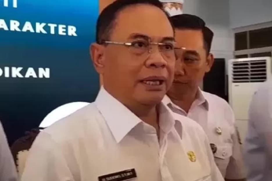 Tantang Warga Tolak Kenaikan PBB 250, Bupati Pati: 50 Ribu Orang Pun Saya Tak Gentar Tantang Warga Tolak Kenaikan PBB 250, Bupati Pati: 50 Ribu Orang Pun Saya Tak Gentar