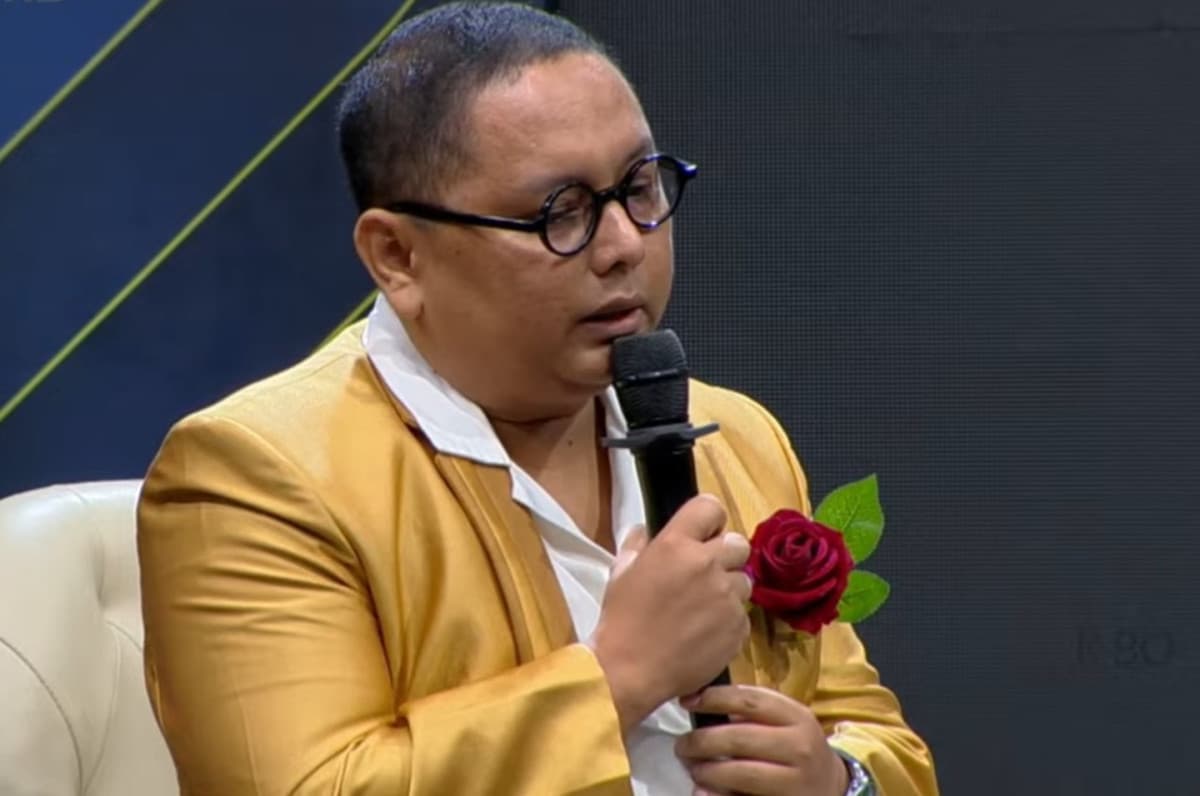 Pitra Romadoni Sindir Roy Suryo Cs soal Peluncuran Buku Jokowi: Harusnya Dibayar Lunas Dulu Pitra Romadoni Sindir Roy Suryo Cs soal Peluncuran Buku Jokowi: Harusnya Dibayar Lunas Dulu