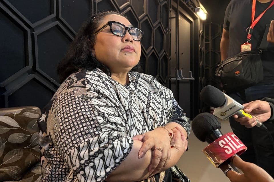 Nunung Masuk Nominasi Anukom 2025, Ternyata Ini Kunci Konsistensinya di Panggung Komedi Nunung Masuk Nominasi Anukom 2025, Ternyata Ini Kunci Konsistensinya di Panggung Komedi