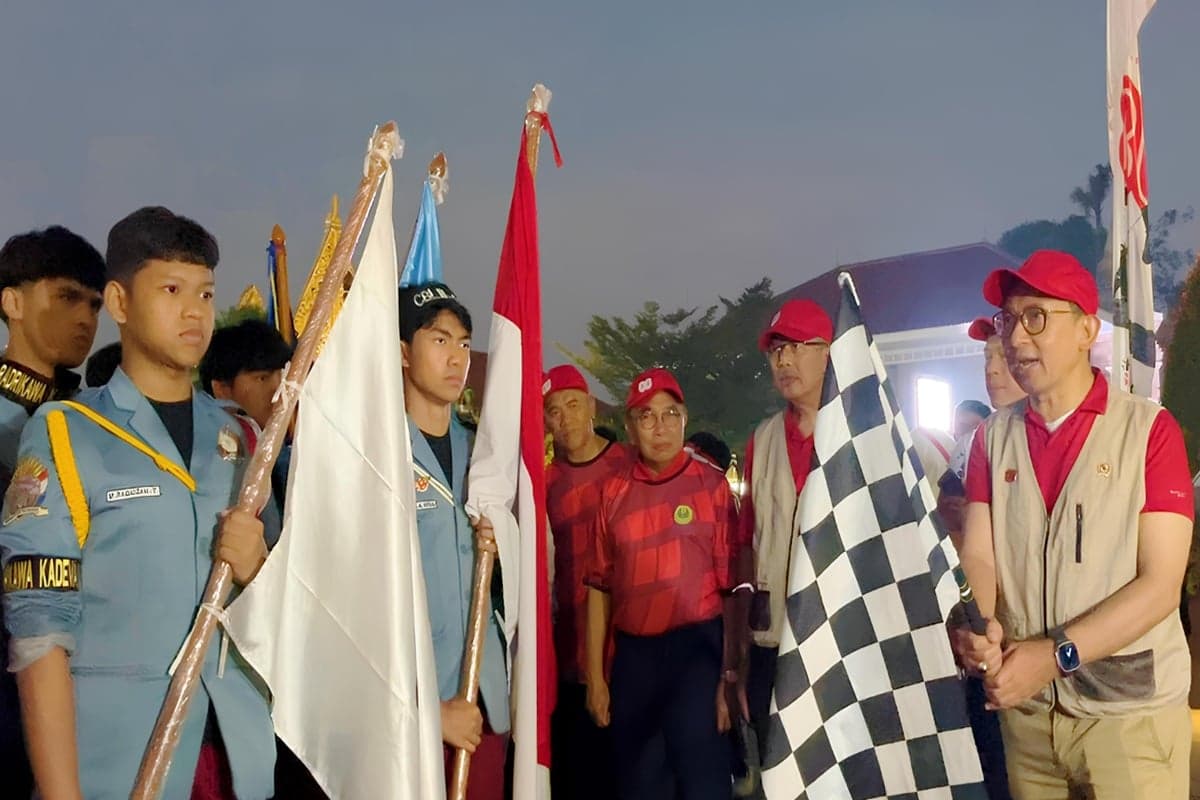 Menteri Kebudayaan Buka LALINJU 2025, Soroti Pentingnya Nilai Sejarah bagi Siswa Menteri Kebudayaan Buka LALINJU 2025, Soroti Pentingnya Nilai Sejarah bagi Siswa