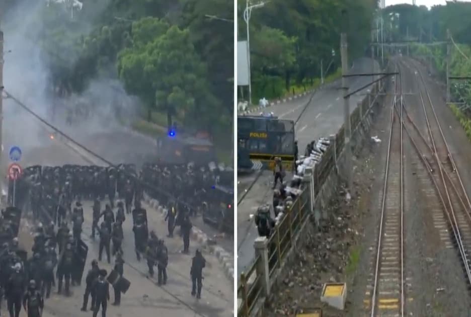 Bentrokan Pecah di Pejompongan, Polisi Tembakkan Gas Air Mata ke Massa Demonstran Bentrokan Pecah di Pejompongan, Polisi Tembakkan Gas Air Mata ke Massa Demonstran