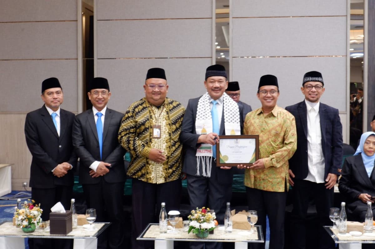 Laznas Syarikat Islam Raih Baznas Award 2025 untuk Pengumpulan Dana Palestina Terbaik Laznas Syarikat Islam Raih Baznas Award 2025 untuk Pengumpulan Dana Palestina Terbaik