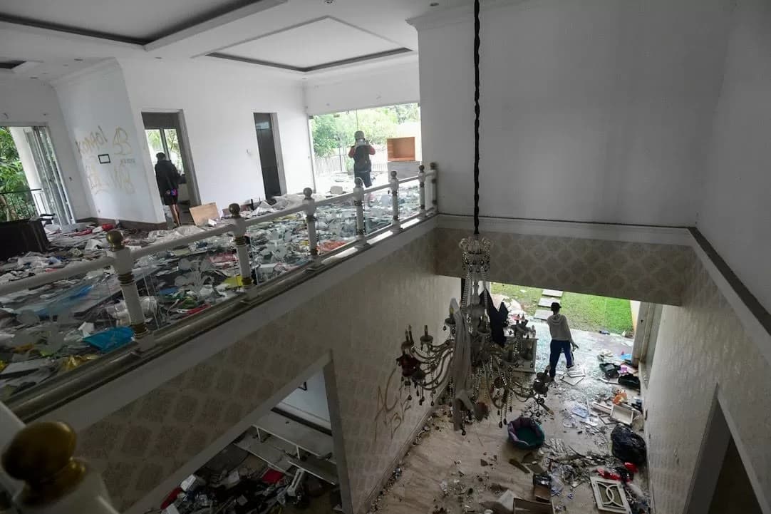 Hukum Penjarahan dalam Islam, Kaum Muslim Wajib Tahu! Hukum Penjarahan dalam Islam, Kaum Muslim Wajib Tahu!