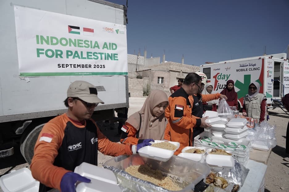 Dompet Dhuafa Distribusi Bantuan bagi Keluarga Pengungsi Gaza di Yordania Dompet Dhuafa Distribusi Bantuan bagi Keluarga Pengungsi Gaza di Yordania