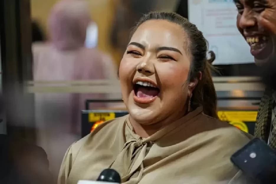 Lisa Mariana Sebut Hasil DNA Ada Kemiripan Anaknya dengan Ridwan Kamil Lisa Mariana Sebut Hasil DNA Ada Kemiripan Anaknya dengan Ridwan Kamil