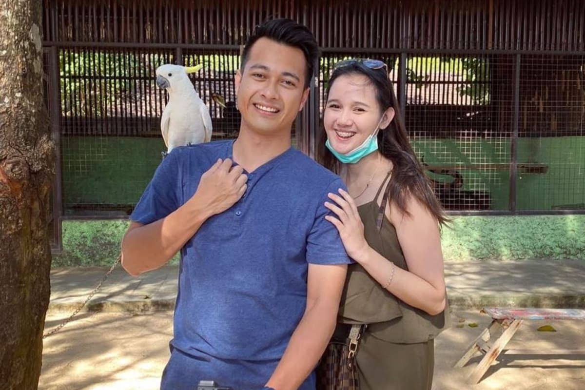 Eza Gionino Menyesal Talak Satu Istri, Akui hanya Menegur Bukan Ingin Cerai Eza Gionino Menyesal Talak Satu Istri, Akui hanya Menegur Bukan Ingin Cerai