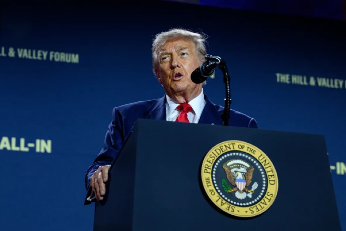 Trump Bicara Opsi AS Invasi Venezuela: Kita Lihat Saja Apa yang Terjadi Trump Bicara Opsi AS Invasi Venezuela: Kita Lihat Saja Apa yang Terjadi