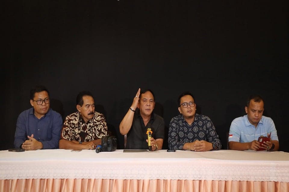 Kuasa Hukum Soroti Penetapan Bambang Rudi Sebagai Tersangka KPK Tanpa Pemeriksaan: Surat Panggilan Belum Ada Kuasa Hukum Soroti Penetapan Bambang Rudi Sebagai Tersangka KPK Tanpa Pemeriksaan: Surat Panggilan Belum Ada