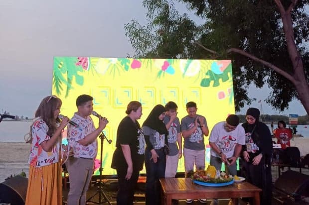 Mulai Usaha dari Pinggir Jalan, Ayam Gepuk Pak Gembus Target Go Amerika 20 Tahun Lagi Mulai Usaha dari Pinggir Jalan, Ayam Gepuk Pak Gembus Target Go Amerika 20 Tahun Lagi