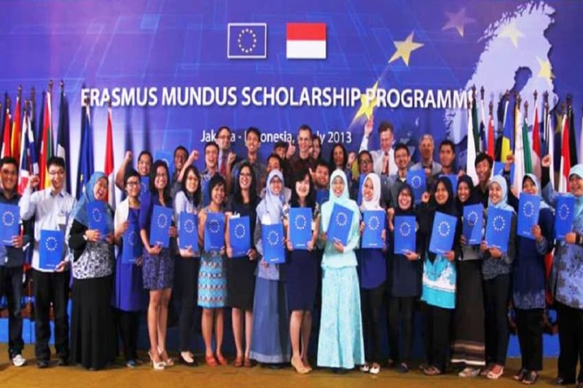 11 Beasiswa S1-S3 Jerman Tanpa Syarat IELTS, Ada yang Digaji Bulanan 11 Beasiswa S1-S3 Jerman Tanpa Syarat IELTS, Ada yang Digaji Bulanan