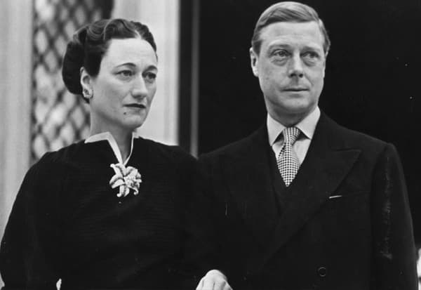 Kisah Raja Inggris Edward VIII Menghadapi Konspirasi Yahudi Kisah Raja Inggris Edward VIII Menghadapi Konspirasi Yahudi