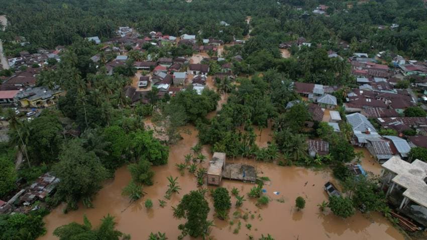 Banjir di Rokan Hulu Riau Meluas, 2.644 Rumah Warga Terendam