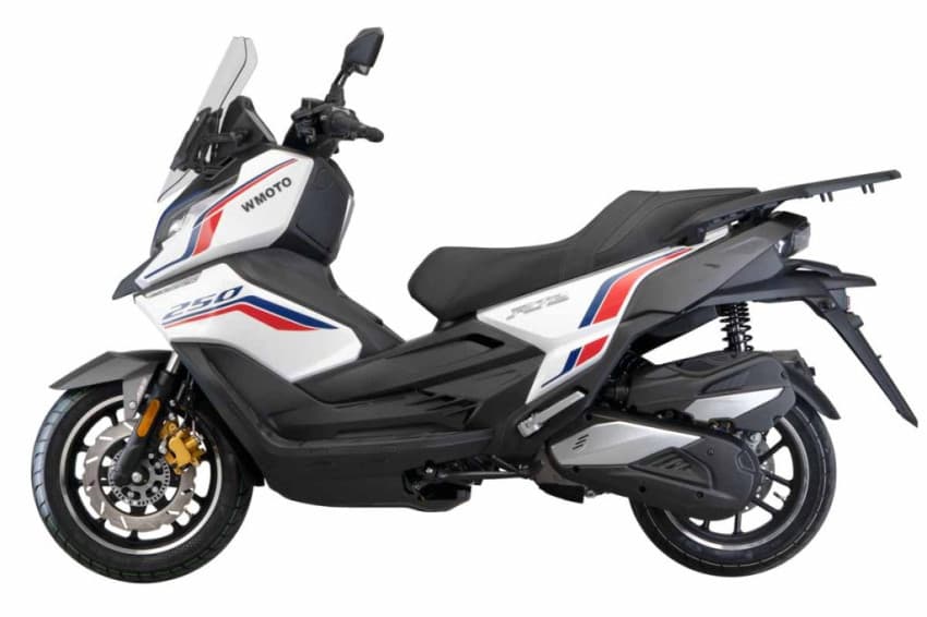 Lawan Yamaha XMax, MForce Hadirkan WMOTO RT2 Lawan Yamaha XMax, MForce Hadirkan WMOTO RT2