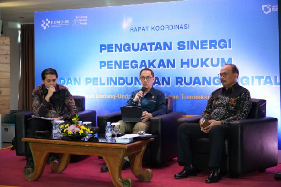 Komdigi Dorong Sinkronisasi Penegakan Hukum Ruang Digital Komdigi Dorong Sinkronisasi Penegakan Hukum Ruang Digital