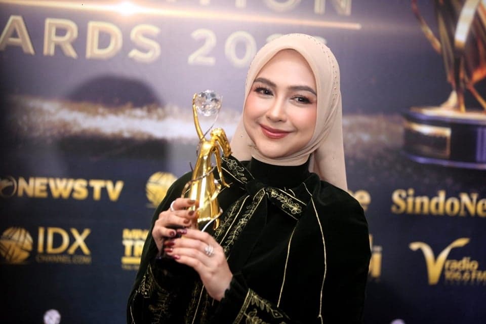 Raih Penghargaan Womens Inspiration Awards 2026, Ria Ricis Beri Pesan Khusus untuk Kaum Perempuan Raih Penghargaan Womens Inspiration Awards 2026, Ria Ricis Beri Pesan Khusus untuk Kaum Perempuan