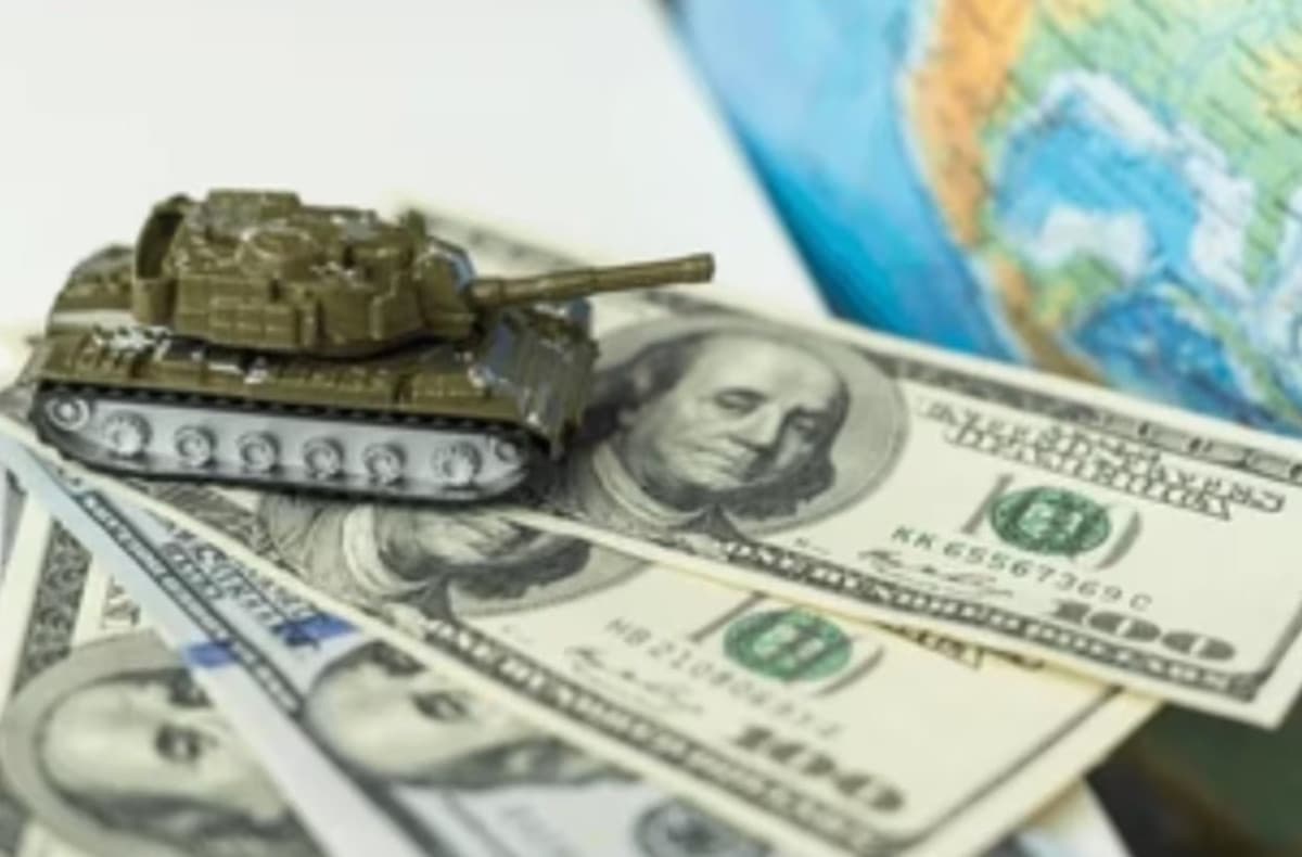 Dunia Semakin Tidak Aman, Belanja Militer Global Cetak Rekor Tembus Rp50.280 Triliun Dunia Semakin Tidak Aman, Belanja Militer Global Cetak Rekor Tembus Rp50.280 Triliun