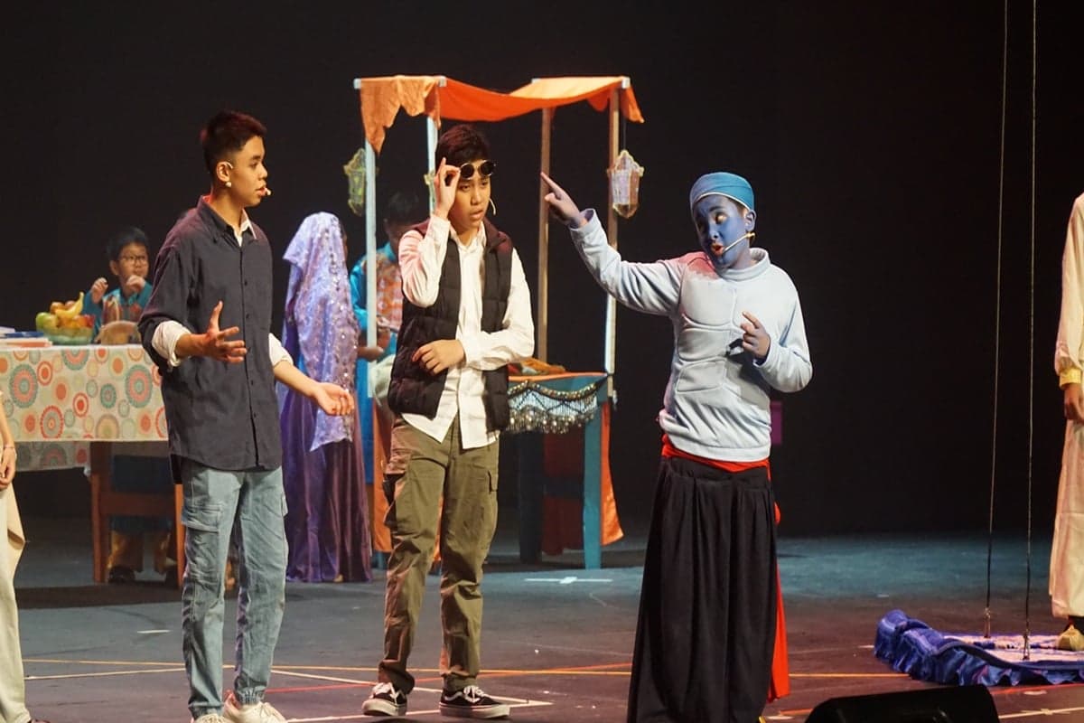 Drama Musikal Global Sevilla School Angkat Nilai Kejujuran dan Solidaritas Drama Musikal Global Sevilla School Angkat Nilai Kejujuran dan Solidaritas