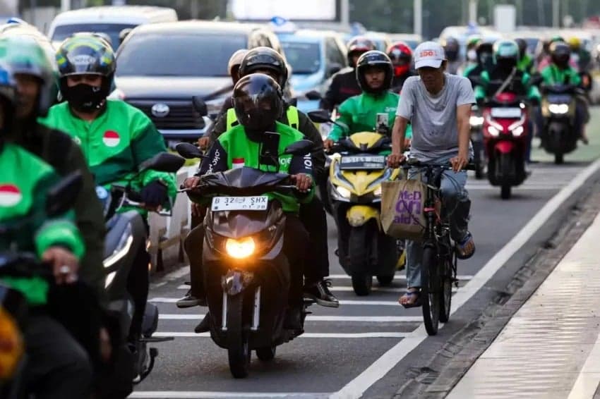 Potongan Aplikator Ojol Turun Jadi 8, Ini Kata Grab dan Goto Potongan Aplikator Ojol Turun Jadi 8, Ini Kata Grab dan Goto