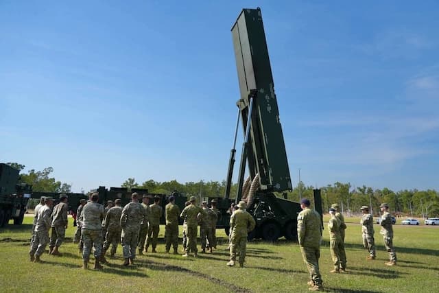 4 Kelebihan Rudal Hipersonik Dark Eagle yang Akan Digunakan Pada Perang Iran Jilid II 4 Kelebihan Rudal Hipersonik Dark Eagle yang Akan Digunakan Pada Perang Iran Jilid II