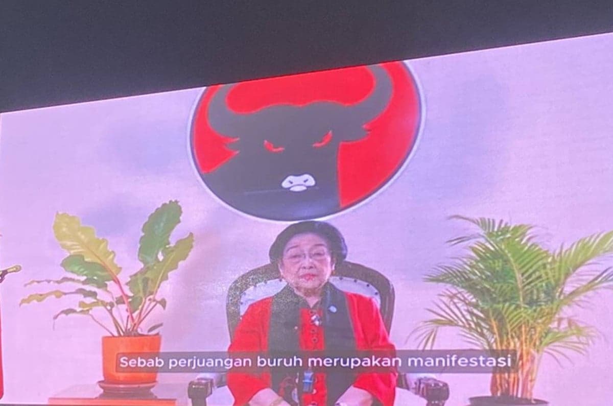 Peringati May Day, Megawati: Buruh Bukan Sekadar Faktor Produksi dalam Angka Ekonomi Peringati May Day, Megawati: Buruh Bukan Sekadar Faktor Produksi dalam Angka Ekonomi