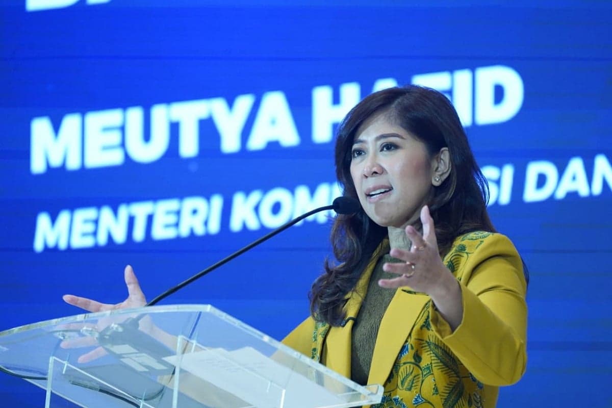 Pernyataan Amien Rais di-Take Down, Meutya Hafid: Kewenangan Komdigi, soal Gugatan Itu Tak Benar Pernyataan Amien Rais di-Take Down, Meutya Hafid: Kewenangan Komdigi, soal Gugatan Itu Tak Benar