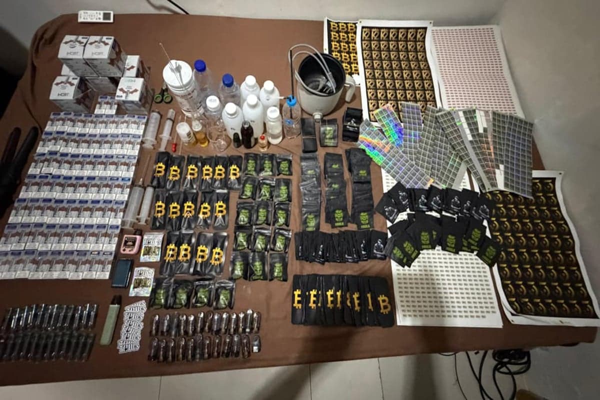 Polisi Bongkar Lab Vape Narkoba di Jakbar, 1 Orang Ditangkap Polisi Bongkar Lab Vape Narkoba di Jakbar, 1 Orang Ditangkap