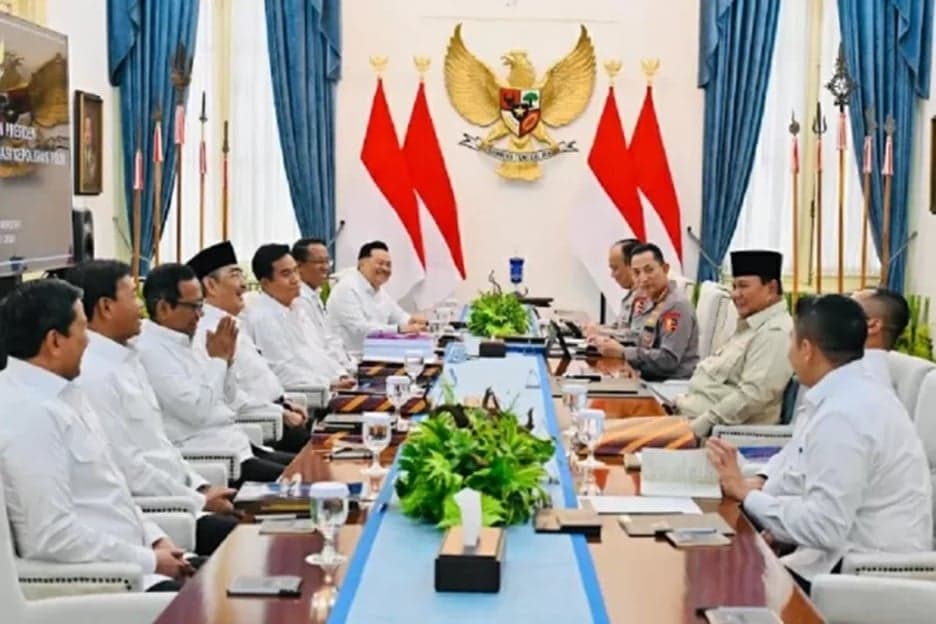 Pakar Hukum Ungkap Pentingnya Penguatan Kompolnas untuk Tingkatkan Kinerja Polri Pakar Hukum Ungkap Pentingnya Penguatan Kompolnas untuk Tingkatkan Kinerja Polri