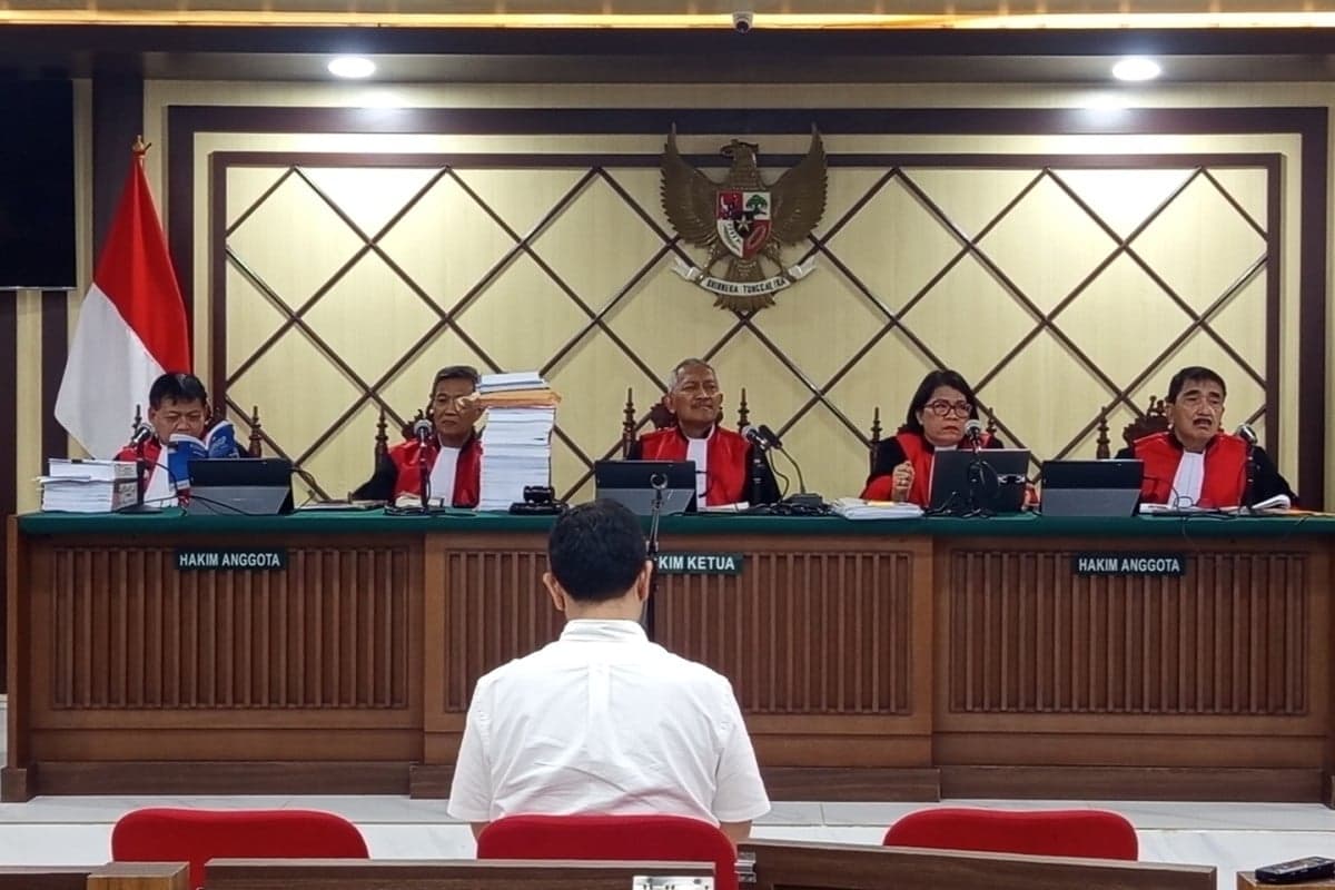 Hakim Tolak Orang Dekat Riza Chalid Jadi Saksi Kerry di Sidang Banding Minyak Mentah, KUHAP Baru Alasannya Hakim Tolak Orang Dekat Riza Chalid Jadi Saksi Kerry di Sidang Banding Minyak Mentah, KUHAP Baru Alasannya
