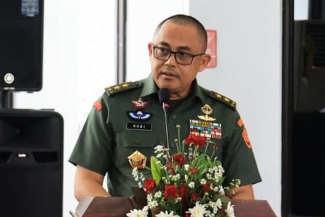 Mutasi TNI, Letjen Robi Herbawan Jabat Kabais Mutasi TNI, Letjen Robi Herbawan Jabat Kabais