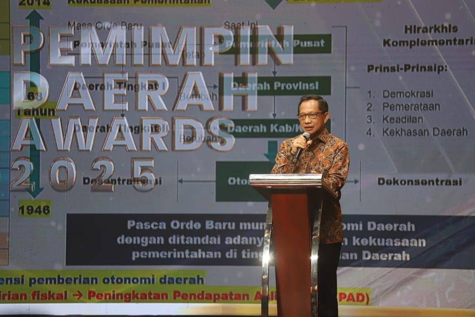 Mendagri Perintahkan Gubernur Gratiskan Pajak Kendaraan Listrik Mendagri Perintahkan Gubernur Gratiskan Pajak Kendaraan Listrik