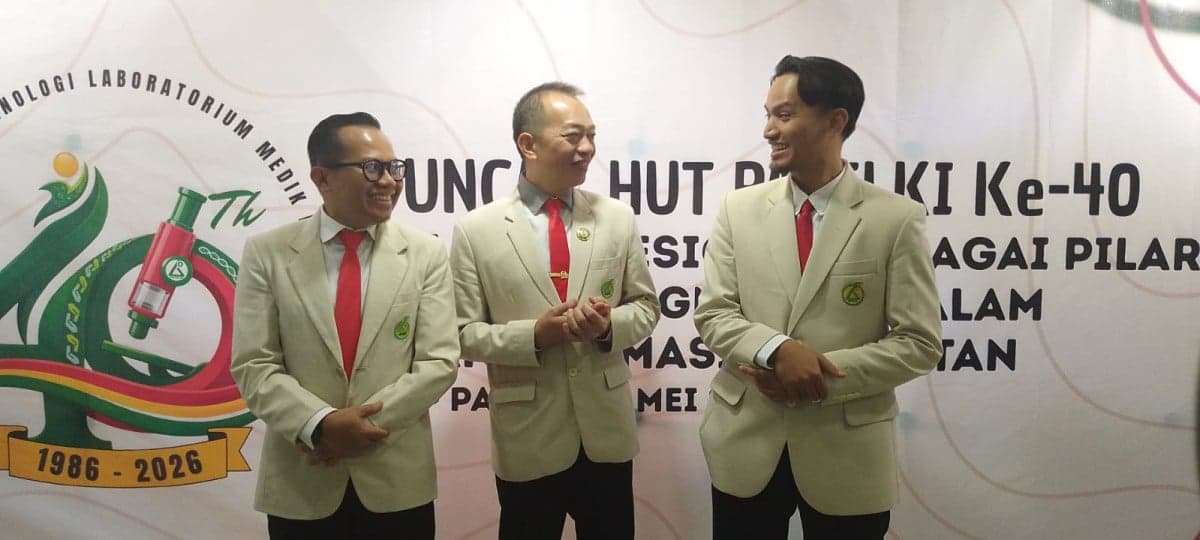 Rayakan 4 Dekade Pengabdian Ahli Laboratorium: Inovasi Tanpa Henti untuk Kesehatan Bangsa Rayakan 4 Dekade Pengabdian Ahli Laboratorium: Inovasi Tanpa Henti untuk Kesehatan Bangsa