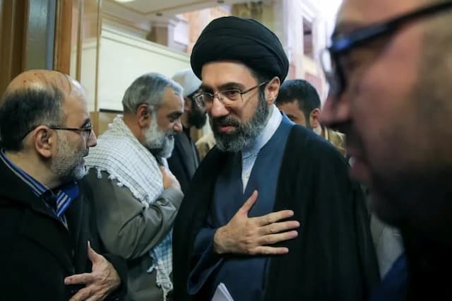 Presiden Iran Bertemu Pemimpin Tertinggi Mojtaba Khamenei, Puji Kebijakannya Presiden Iran Bertemu Pemimpin Tertinggi Mojtaba Khamenei, Puji Kebijakannya