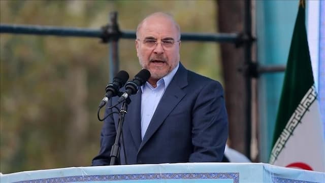 Negosiator Utama Iran Ejek Trump soal AS Batal Kawal Kapal-kapal Lintasi Selat Hormuz Negosiator Utama Iran Ejek Trump soal AS Batal Kawal Kapal-kapal Lintasi Selat Hormuz