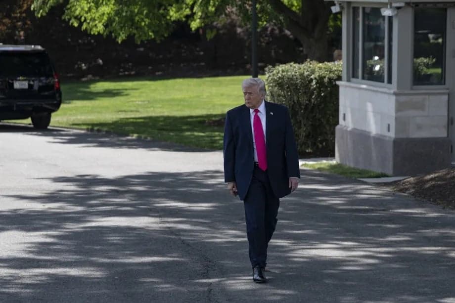 Trump Ingin Selamatkan Muka karena AS Tetap Tak Mampu Buka Selat Hormuz Trump Ingin Selamatkan Muka karena AS Tetap Tak Mampu Buka Selat Hormuz