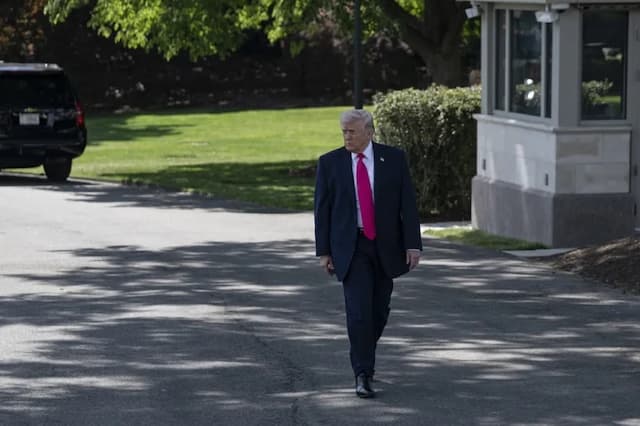 Trump Ingin Selamatkan Muka karena AS Tetap Tak Mampu Buka Selat Hormuz Trump Ingin Selamatkan Muka karena AS Tetap Tak Mampu Buka Selat Hormuz