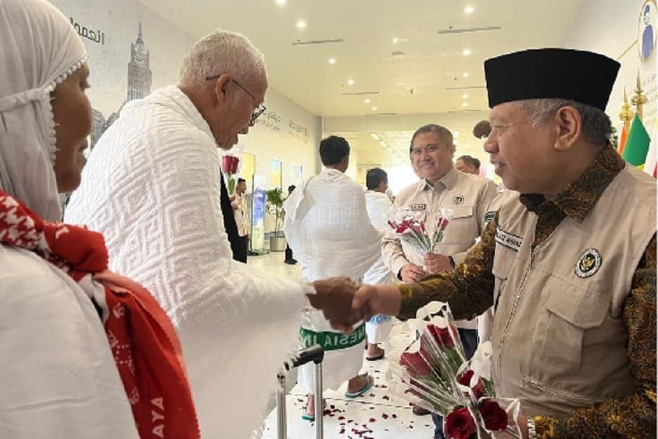 15 Kloter Mendarat di Hari Pertama Gelombang II, Jemaah Haji LOP 12 Lombok Jadi Kloter Perdana 15 Kloter Mendarat di Hari Pertama Gelombang II, Jemaah Haji LOP 12 Lombok Jadi Kloter Perdana