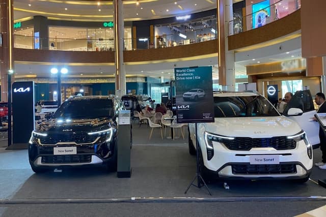 Rp399 Juta untuk Kia Carens 2026: Masihkah Masuk Akal Dibanding Stargazer X? Rp399 Juta untuk Kia Carens 2026: Masihkah Masuk Akal Dibanding Stargazer X?