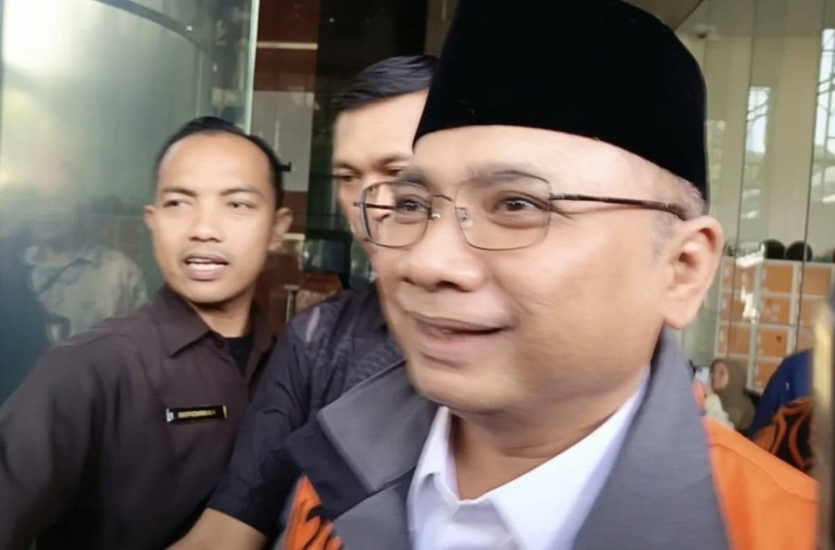 Gus Yaqut di KPK sebelum Kembali ke Rutan: Salam Buat Gus Ipul Ya Gus Yaqut di KPK sebelum Kembali ke Rutan: Salam Buat Gus Ipul Ya