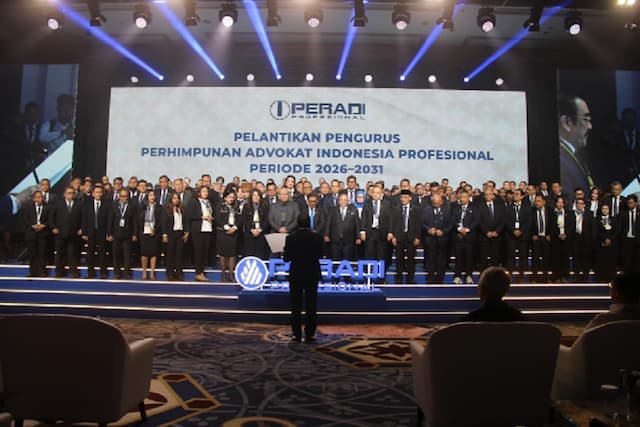 Peradi Profesional Usung Standar Baru Profesi Advokat di Era Hukum Modern Peradi Profesional Usung Standar Baru Profesi Advokat di Era Hukum Modern