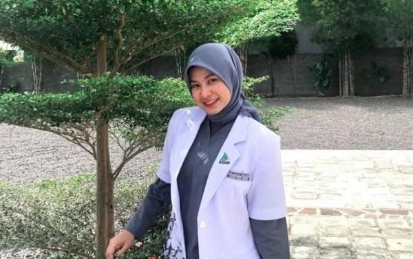 Fakta Mengejutkan Meninggalnya dr Myta Terungkap, Sempat Linglung di Kos hingga Dirawat Intensif Fakta Mengejutkan Meninggalnya dr Myta Terungkap, Sempat Linglung di Kos hingga Dirawat Intensif