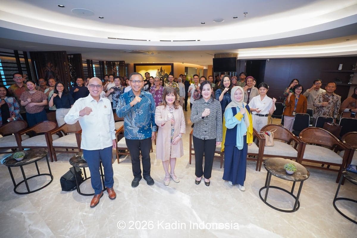 KADIN Net Zero Hub Perkenalkan Arah Baru Percepat Dekarbonisasi Sektor Bisnis via Kolaborasi KADIN Net Zero Hub Perkenalkan Arah Baru Percepat Dekarbonisasi Sektor Bisnis via Kolaborasi