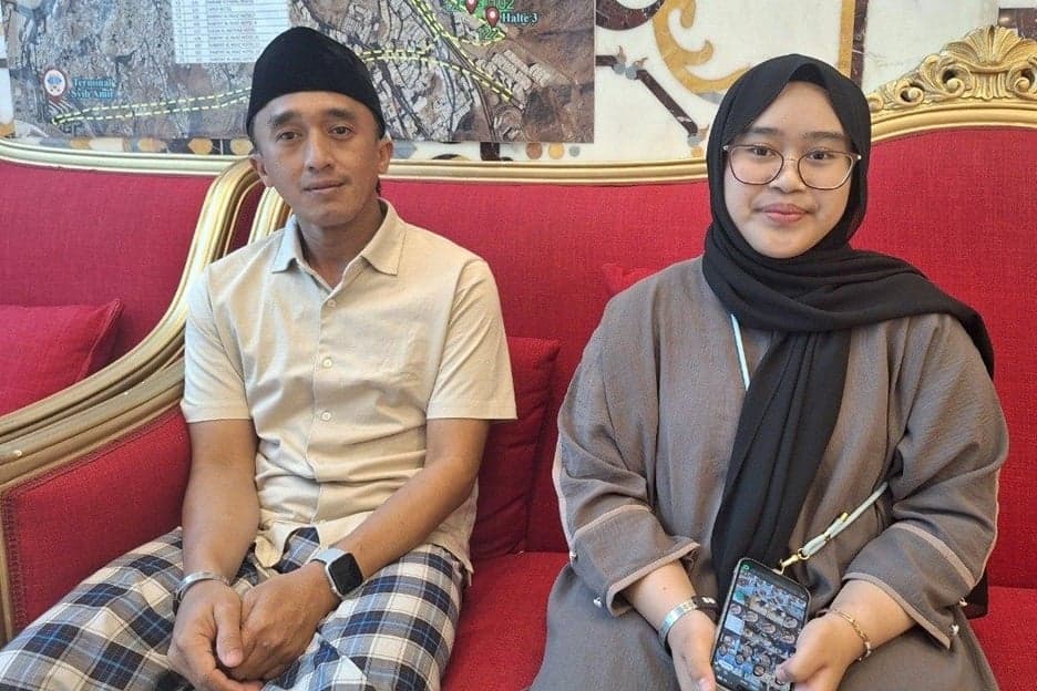 Kisah Aysylla, Gadis 15 Tahun Asal Malang yang Kerjakan Ujian Kelulusan MTs di Madinah Kisah Aysylla, Gadis 15 Tahun Asal Malang yang Kerjakan Ujian Kelulusan MTs di Madinah